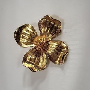 Gold Flower Brooch